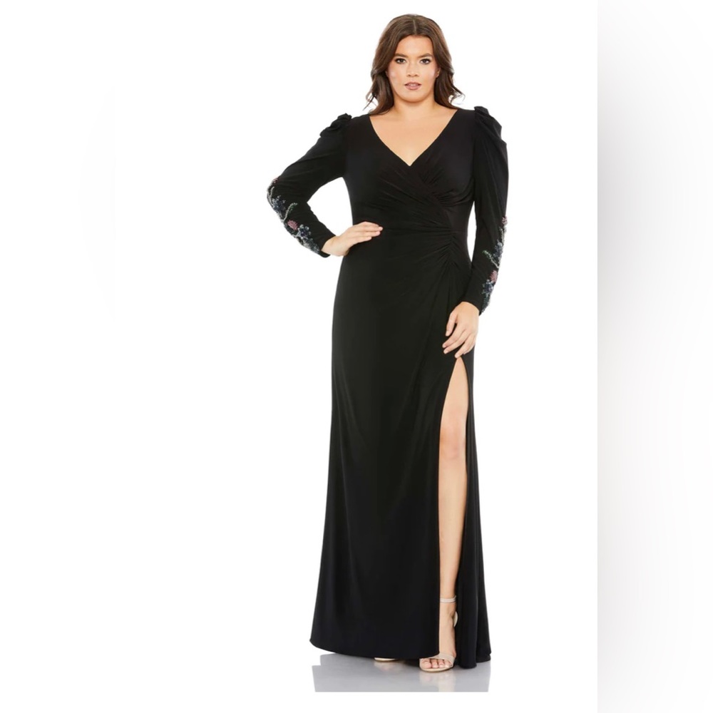 Mac Duggal EMBELLISHED LONG SLEEVE FAUX WRAP GOWN DRESS IN BLACK